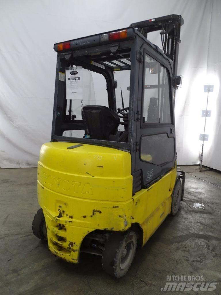 Toyota 7FBMF25 Elektrikli forkliftler