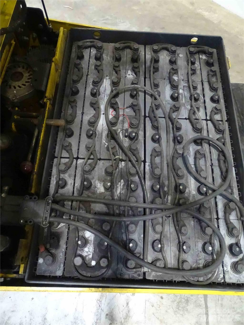 Yale ERP25ALF Elektrikli forkliftler