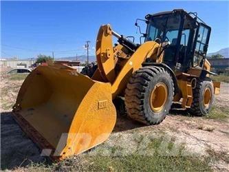CAT 938M Tekerlekli yükleyiciler