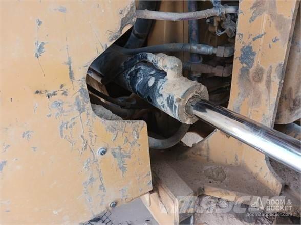 CAT 982M Tekerlekli yükleyiciler