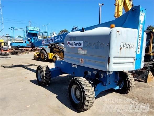 Genie S40 Teleskopik personel platformları