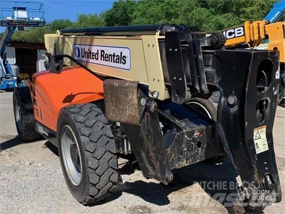 JLG 1055 Teleskopik yükleyiciler