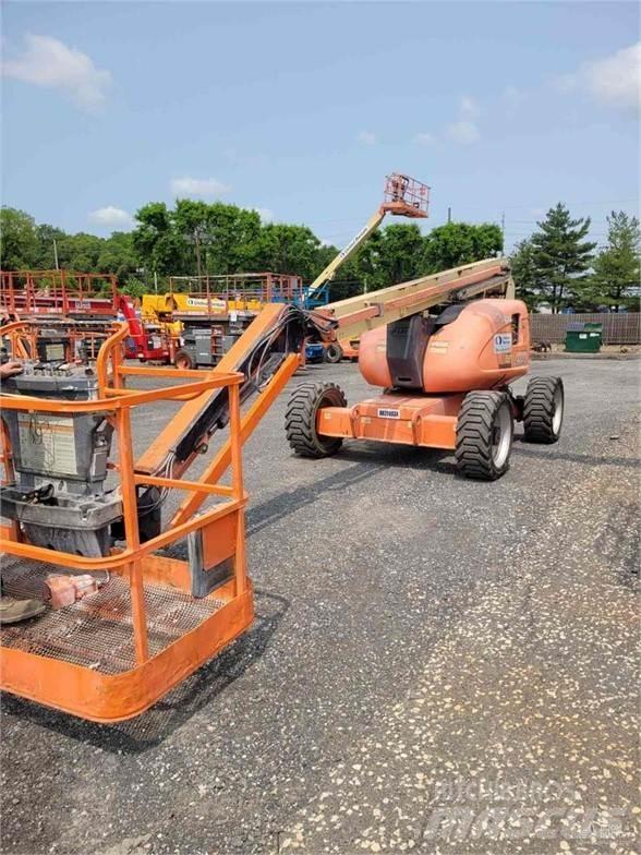 JLG 600AJ Körüklü personel platformları
