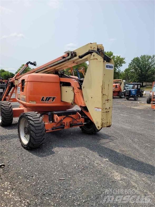 JLG 600AJ Körüklü personel platformları