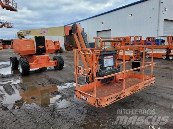 JLG 800AJ Körüklü personel platformları