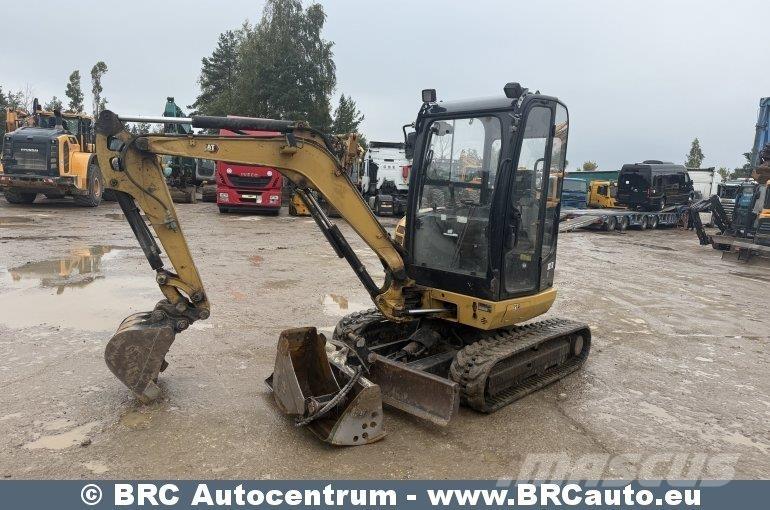 CAT 302.7DCR Mini ekskavatörler, 7 tona dek