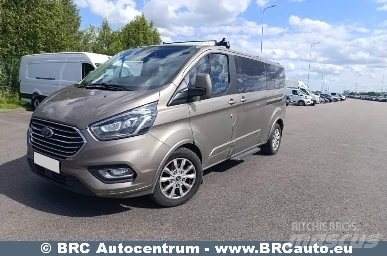 Ford Tourneo Custom Minibüsler