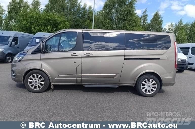 Ford Tourneo Custom Minibüsler