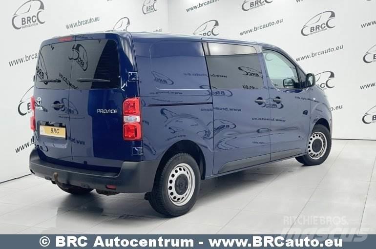 Toyota Proace Kapali kasa kamyonetler