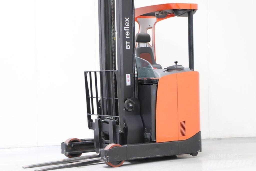 BT RRE160 Reach truck - depo içi istif araçları