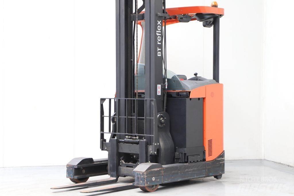 BT RRE160C Reach truck - depo içi istif araçları