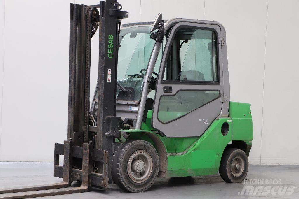 Cesab M325D Dizel forkliftler