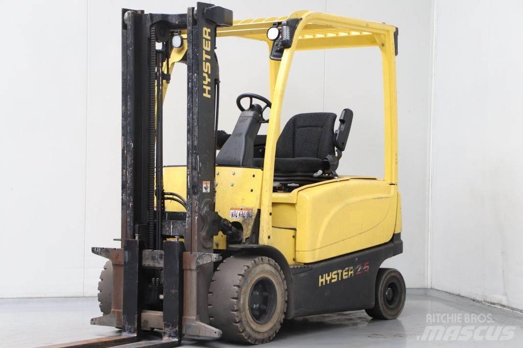 Hyster J2.5XN Elektrikli forkliftler