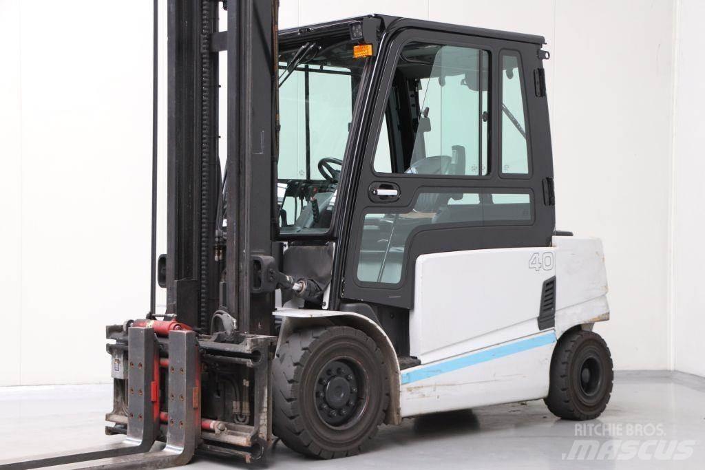 Hyundai 40B-9 Elektrikli forkliftler