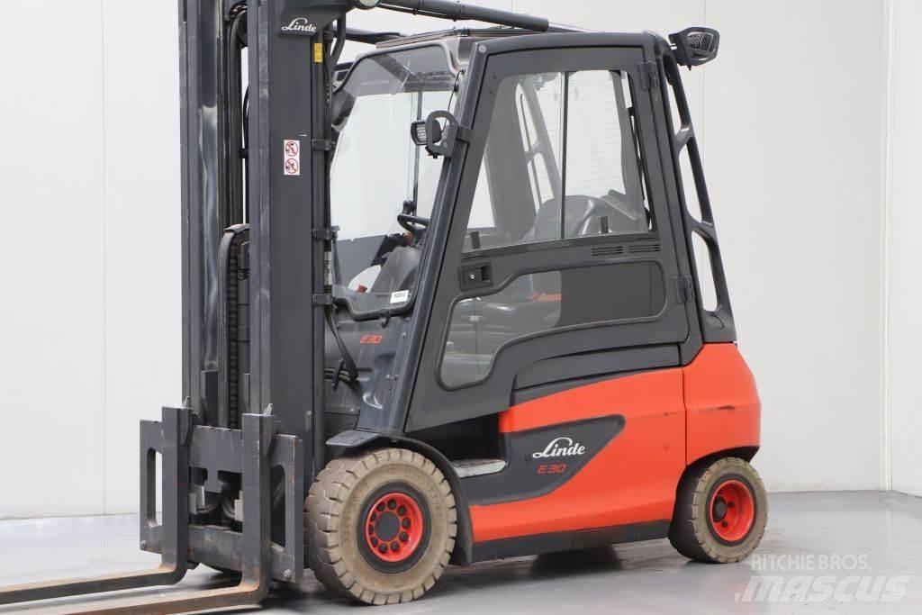 Linde E30-01 Elektrikli forkliftler