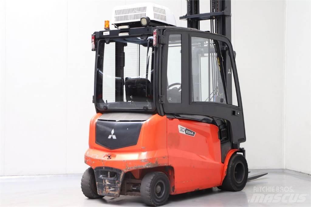 Mitsubishi FB30N Elektrikli forkliftler