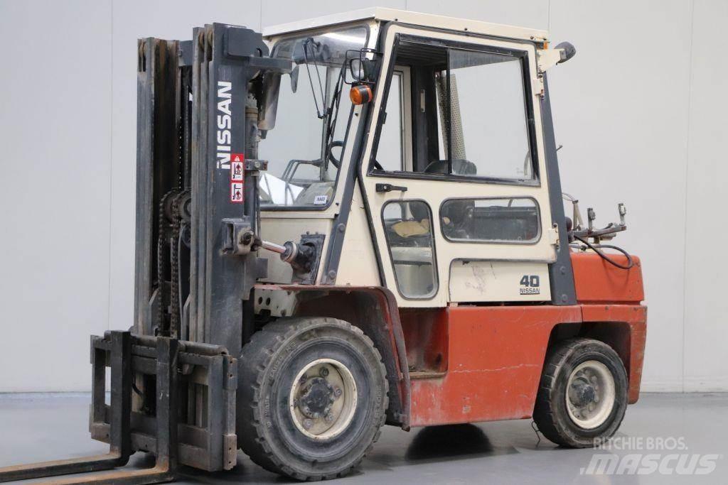 Nissan BF03A35U LPG'li forkliftler