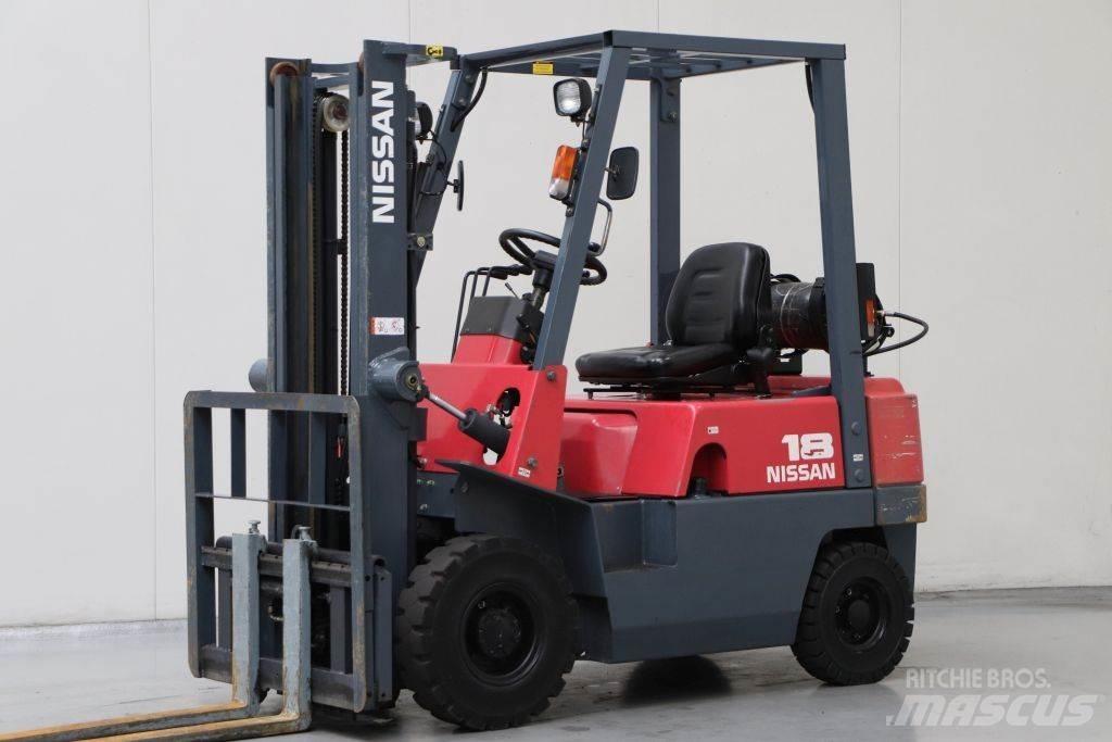 Nissan J01A18 LPG'li forkliftler