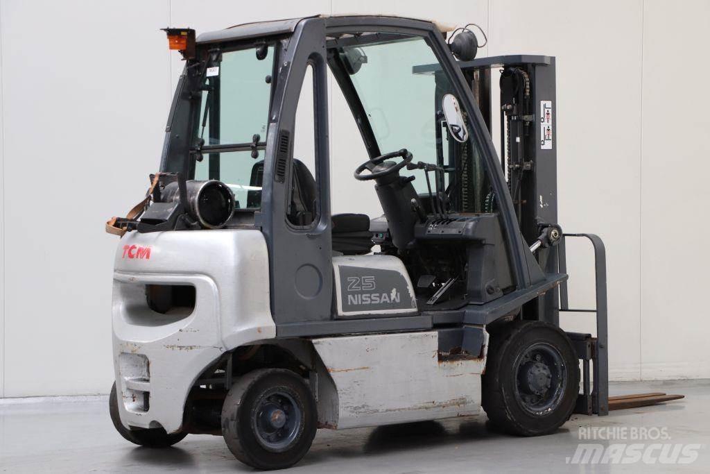 Nissan UD02A25PQ LPG'li forkliftler