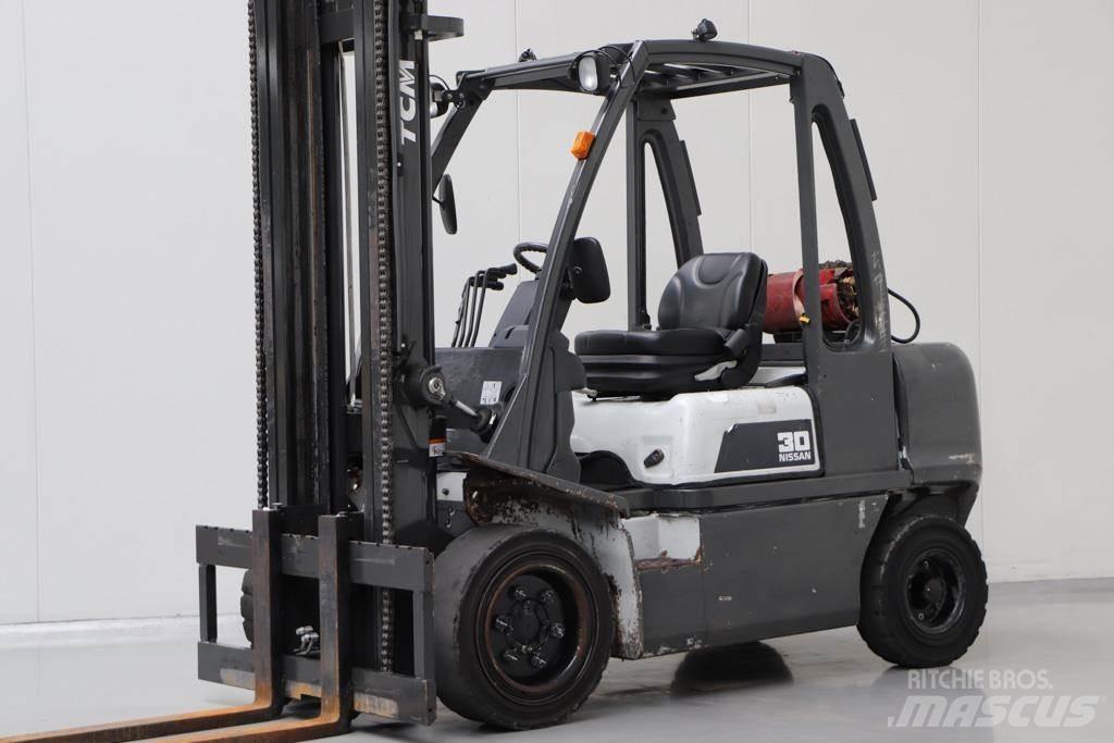 Nissan UG1D2A30LQ LPG'li forkliftler