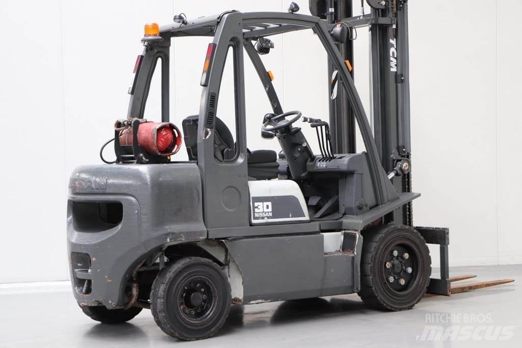 Nissan UG1D2A30LQ LPG'li forkliftler