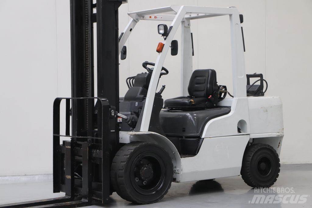Nissan UG1F2A35DU LPG'li forkliftler