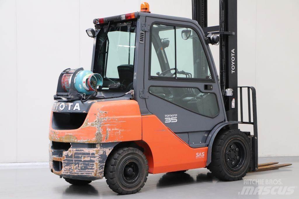 Toyota 02-8FGJF35 LPG'li forkliftler