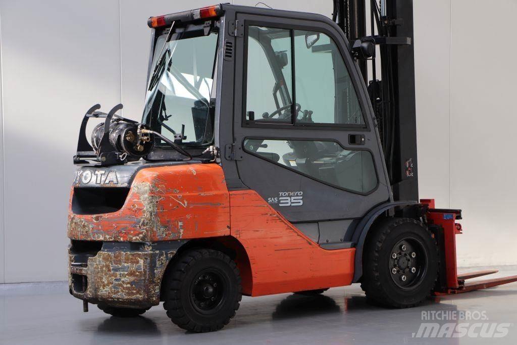 Toyota 02-8FGJF35 LPG'li forkliftler