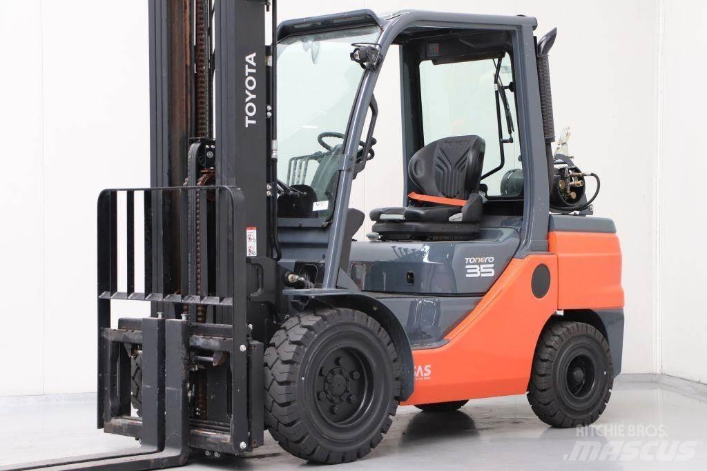 Toyota 02-8FGJF35 LPG'li forkliftler