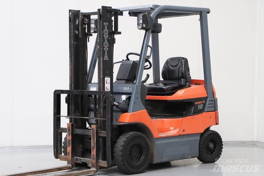 Toyota 7FB15 Elektrikli forkliftler