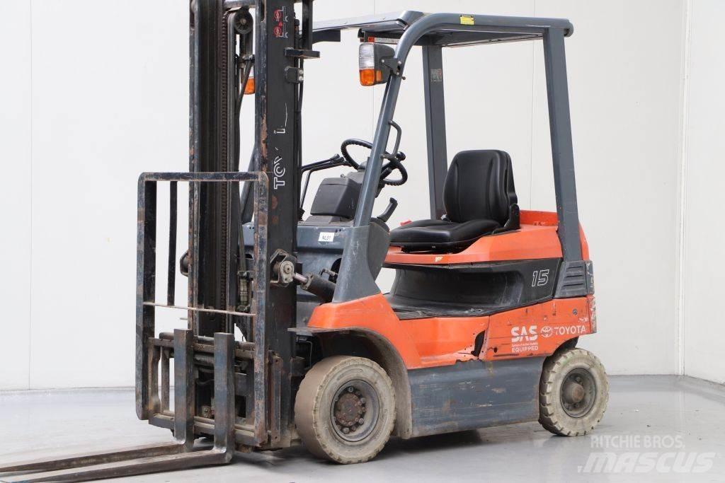 Toyota 7FB15 Elektrikli forkliftler