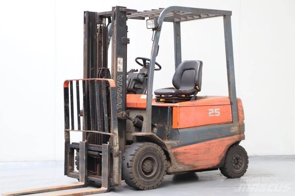 Toyota FBMF20 Elektrikli forkliftler
