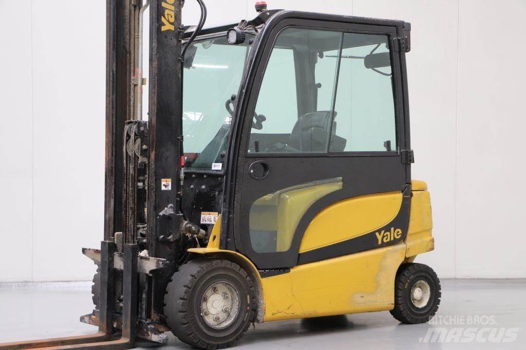 Yale ERP30VL Elektrikli forkliftler