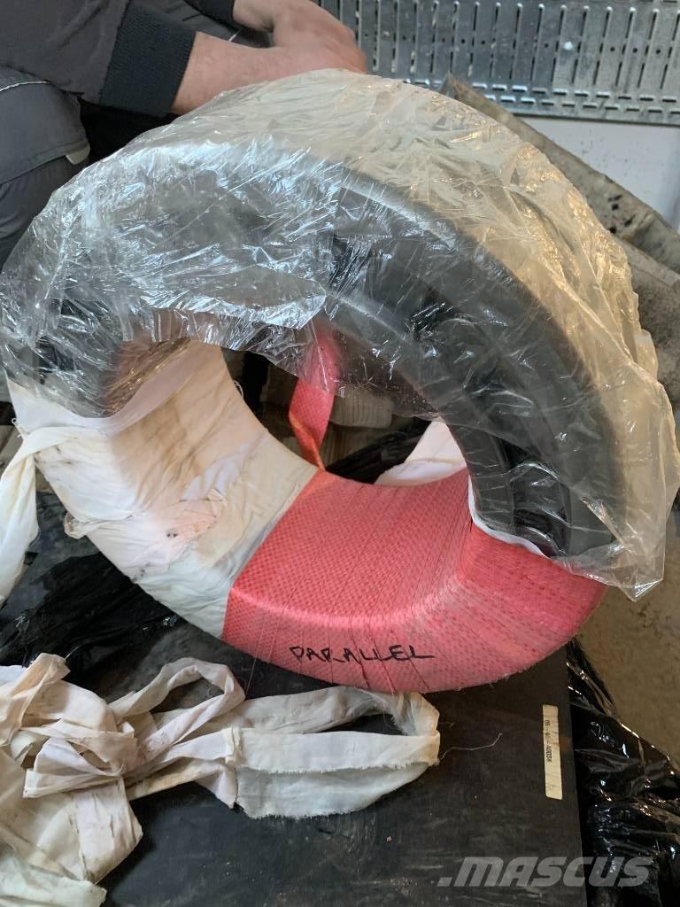  FSQ 24156 CA W33 C3 Akslar