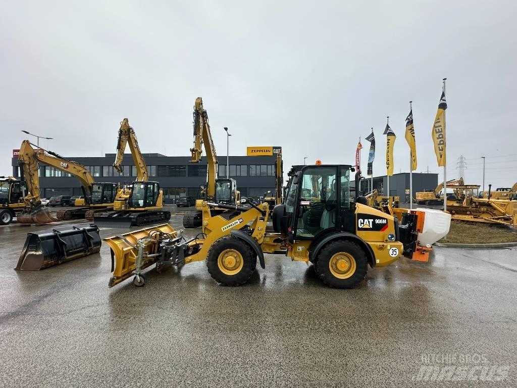 CAT 906 Tekerlekli yükleyiciler