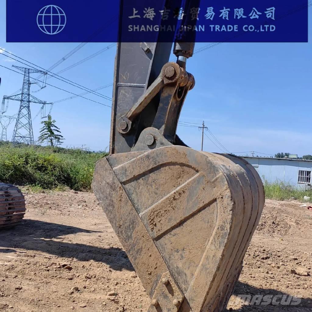 Volvo EC 220 Paletli ekskavatörler