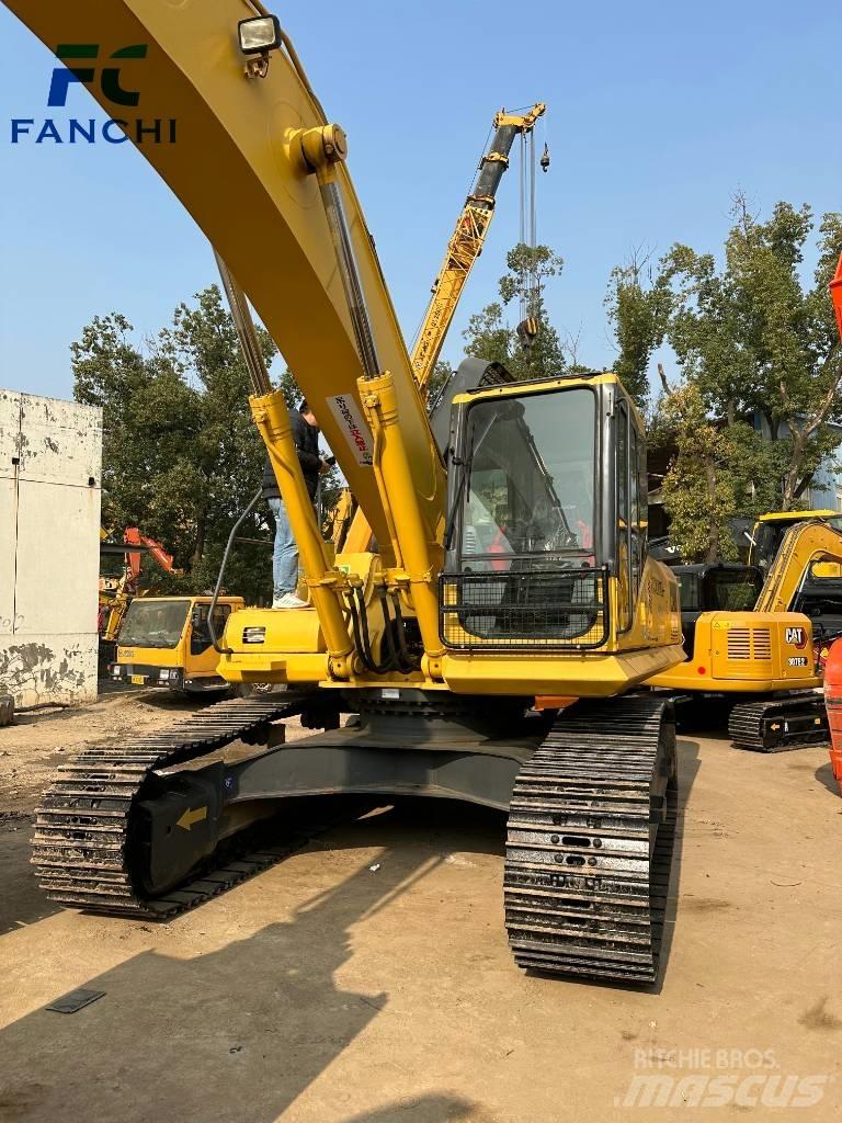 Komatsu PC 360 Paletli ekskavatörler