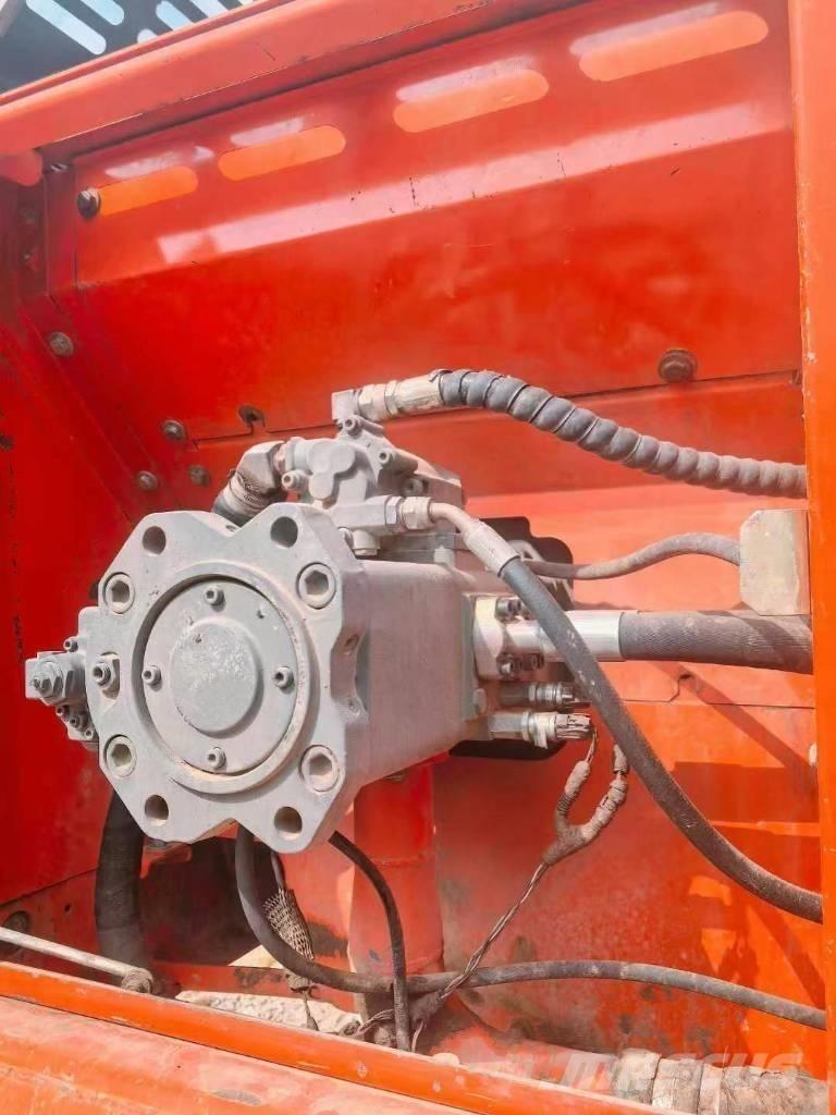 Doosan DX 260 Paletli ekskavatörler