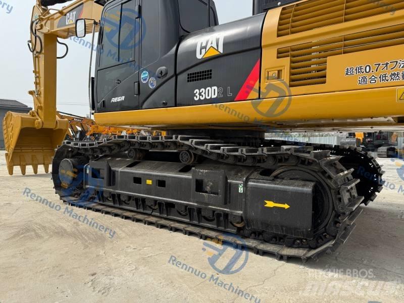 CAT 330D2L Paletli ekskavatörler