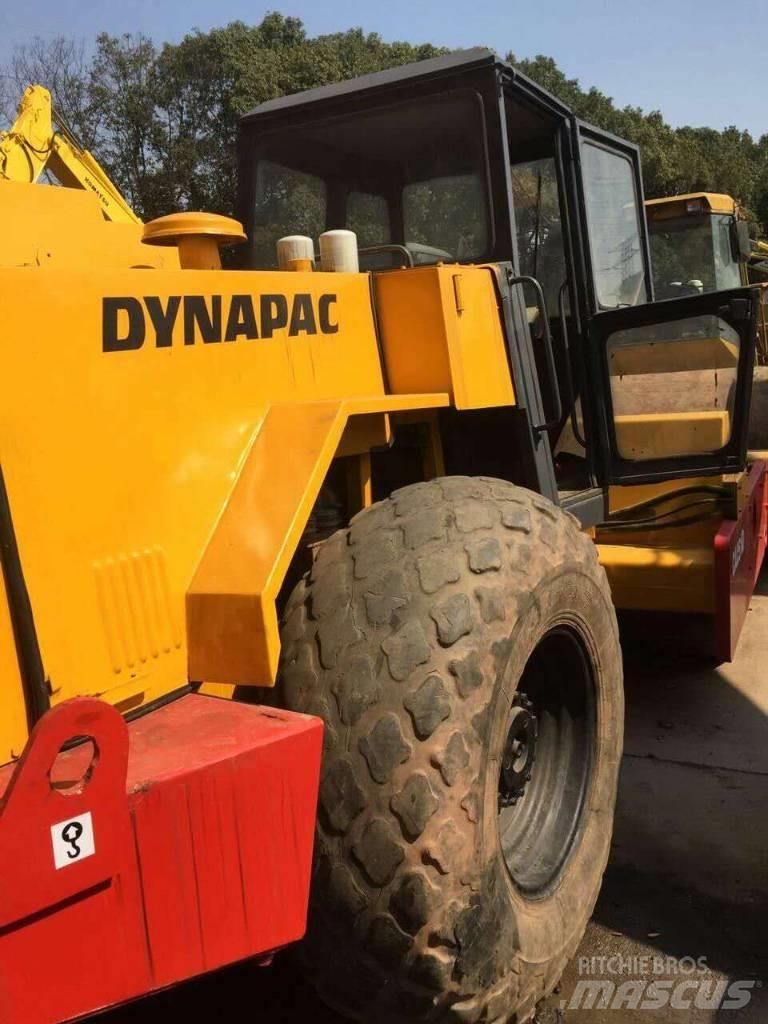 Dynapac CA 25 D Tek tamburlu silindirler