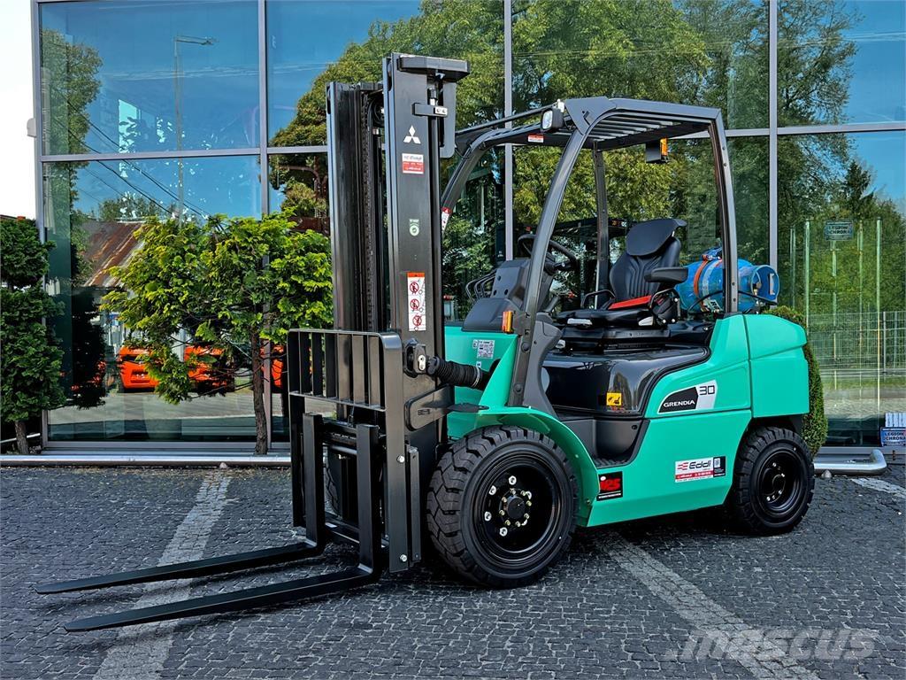 Mitsubishi FG30N LPG'li forkliftler