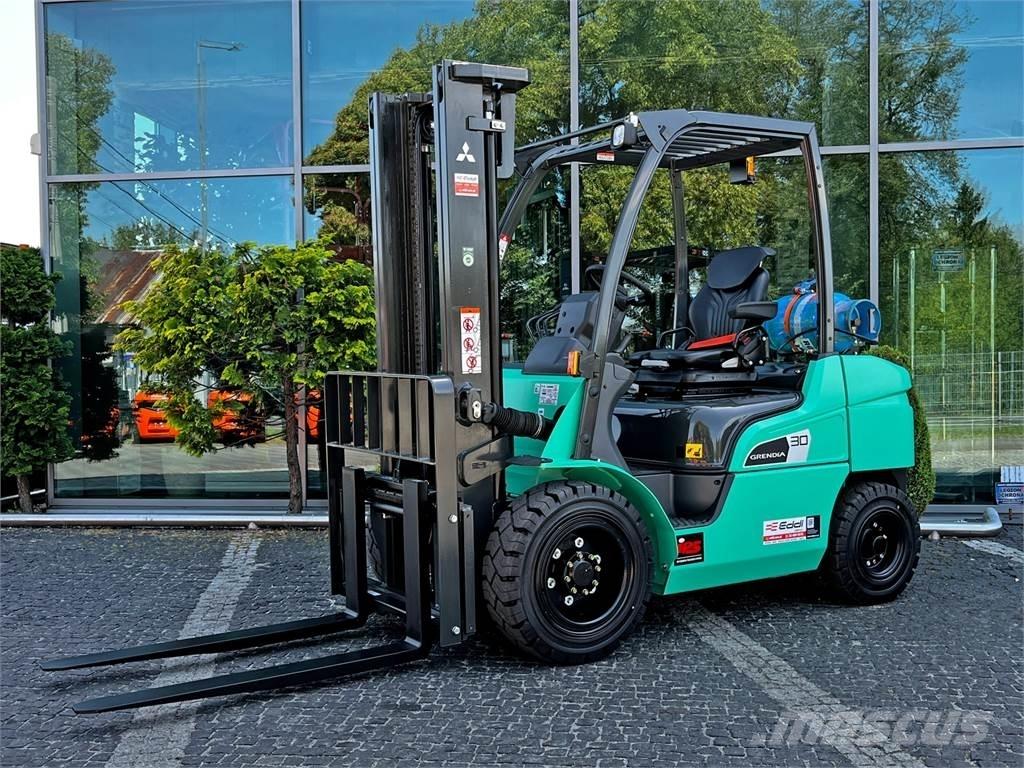 Mitsubishi FG30N LPG'li forkliftler