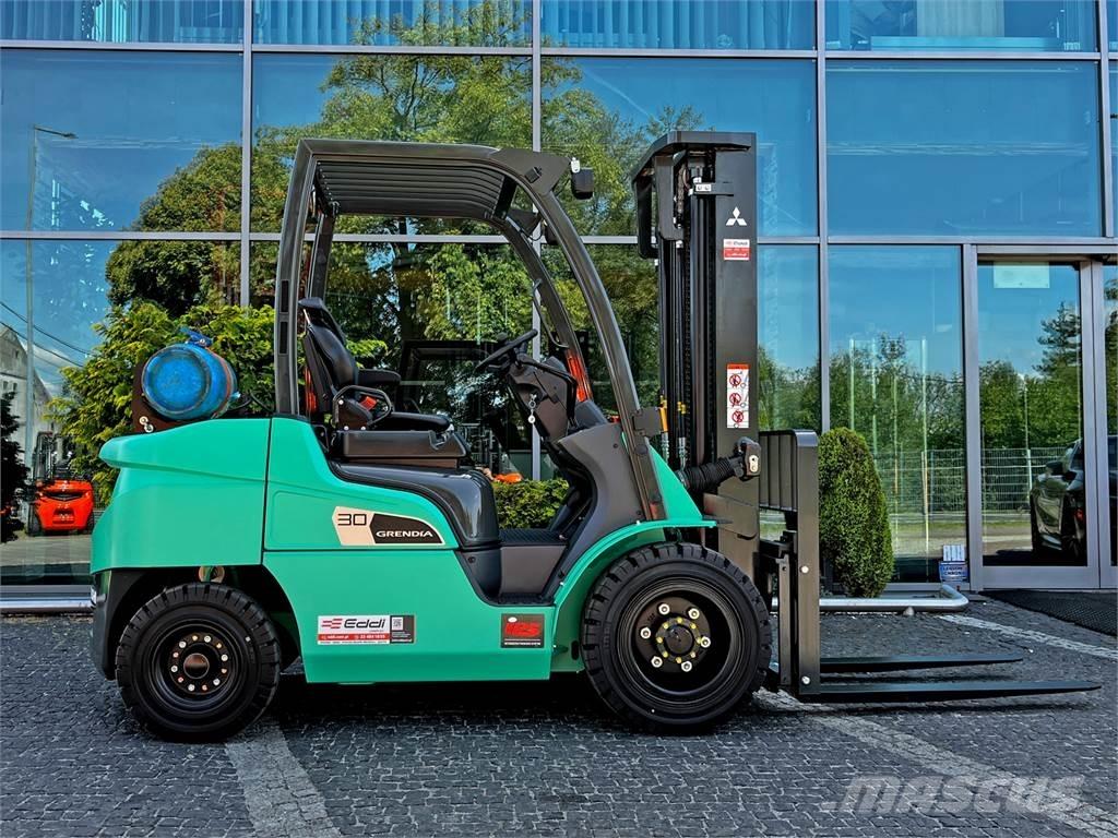 Mitsubishi FG30N LPG'li forkliftler
