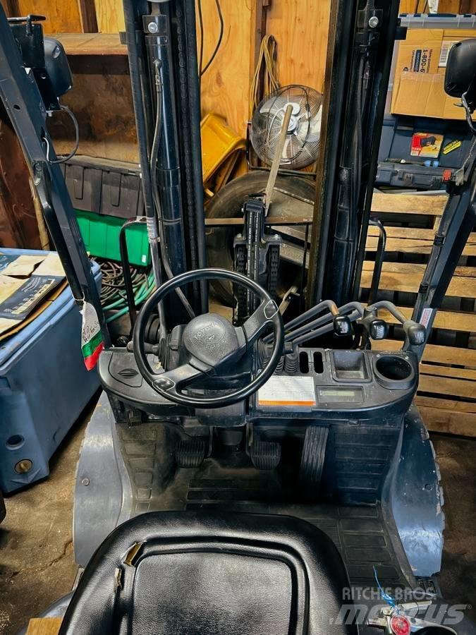 Toyota 8 FG U 25 Diger