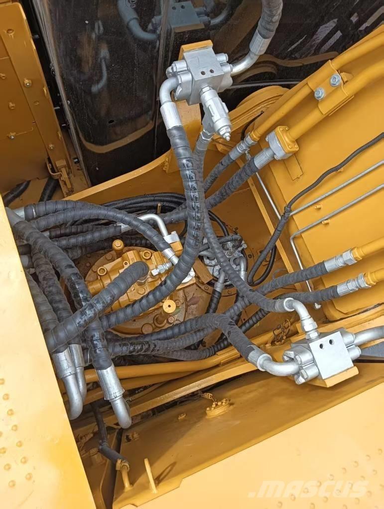CAT 320 D L Paletli ekskavatörler