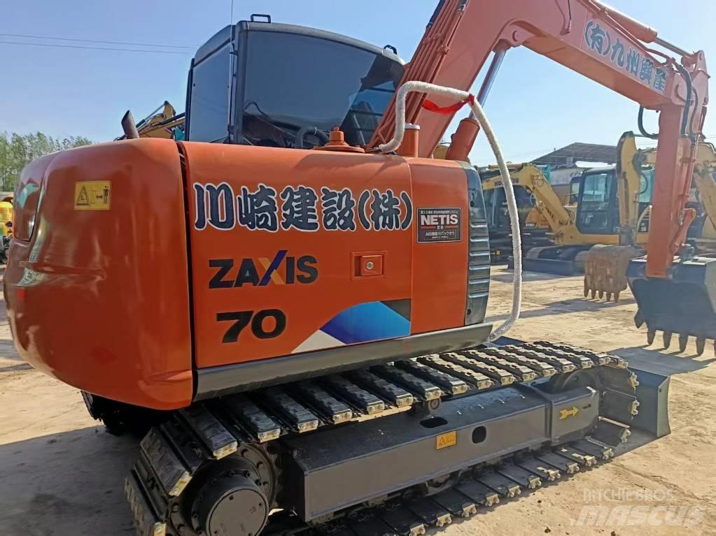 Hitachi ZX 70 Paletli ekskavatörler