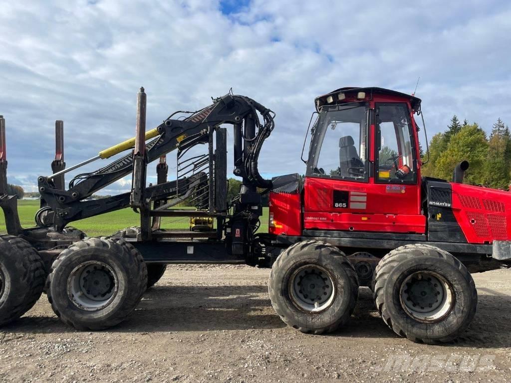 Komatsu 865 Tomruk yükleyici traktörler