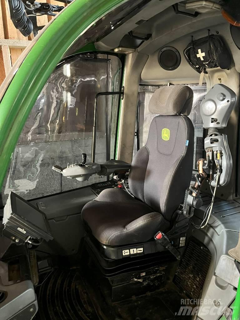 John Deere 1210E Tomruk yükleyici traktörler