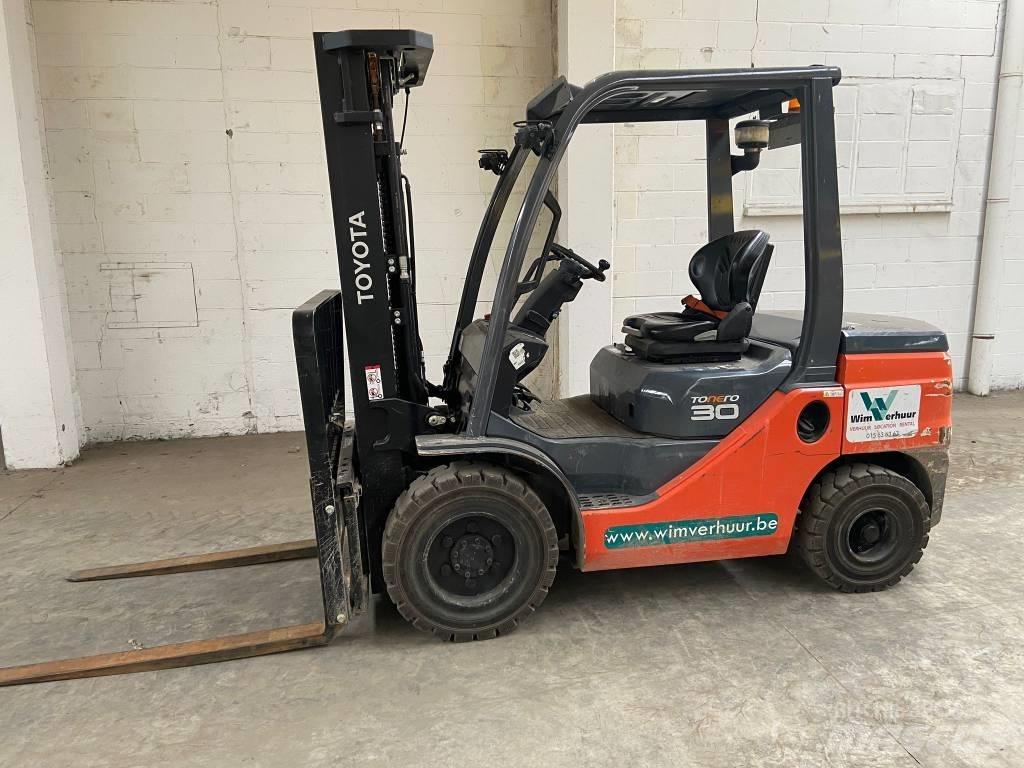 Toyota 52-8 FD 30 Dizel forkliftler