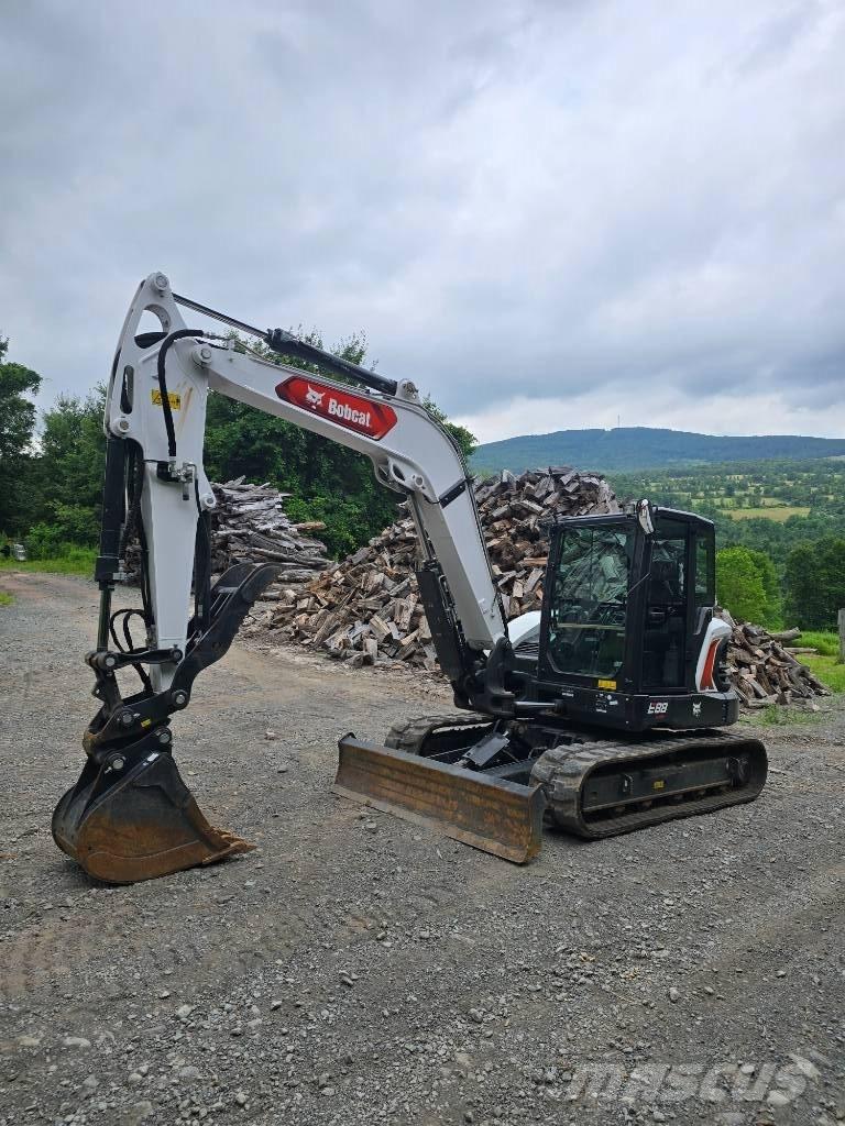Bobcat E 88 R2 Paletli ekskavatörler